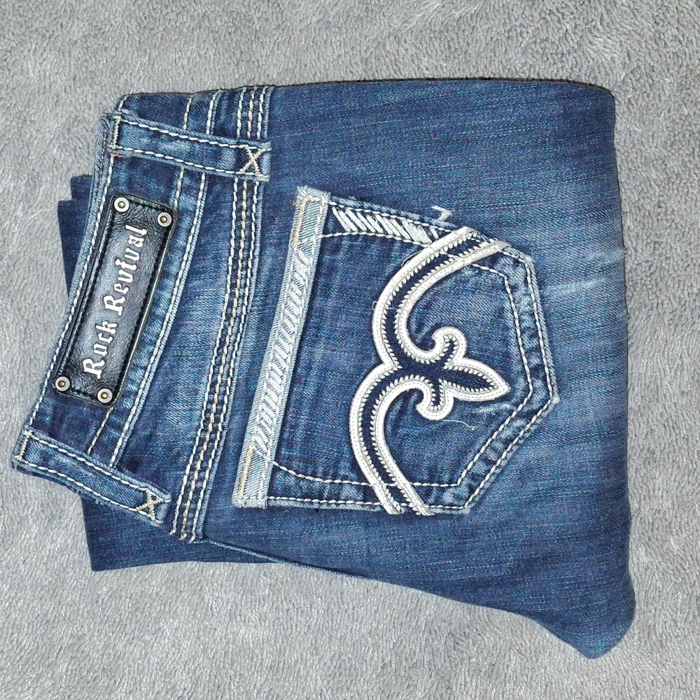EUC Rock Revival Alanis Boot Cut Jeans